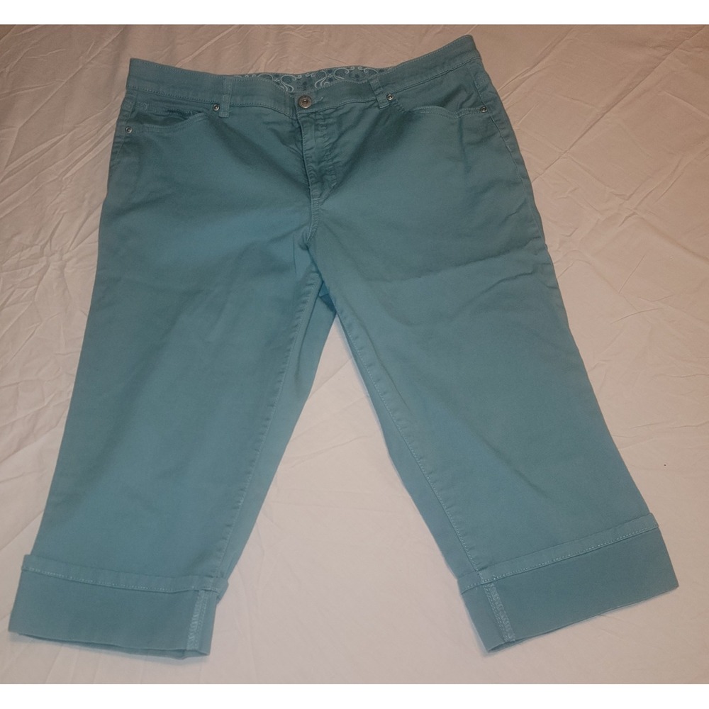 Women's Jeans Capris Teal Light Blue Denim Faded Glory WJ4